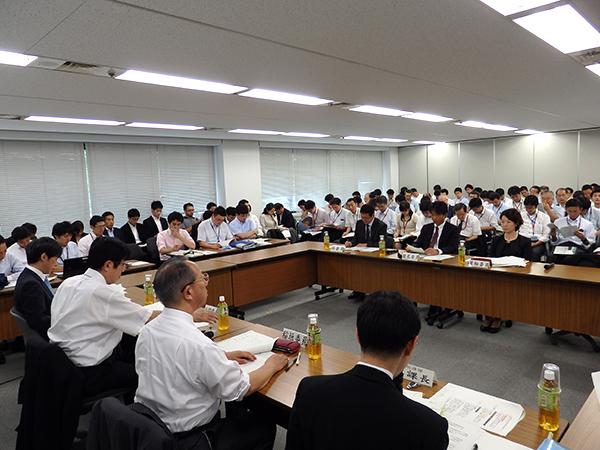第1回市場取引監視等委員会の様子